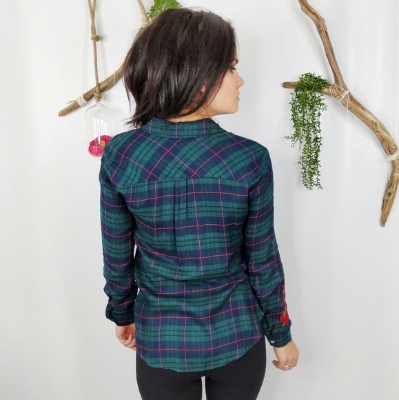 CURRENT AIR green plaid rose embroidery top 0745 - Picture 7 of 8